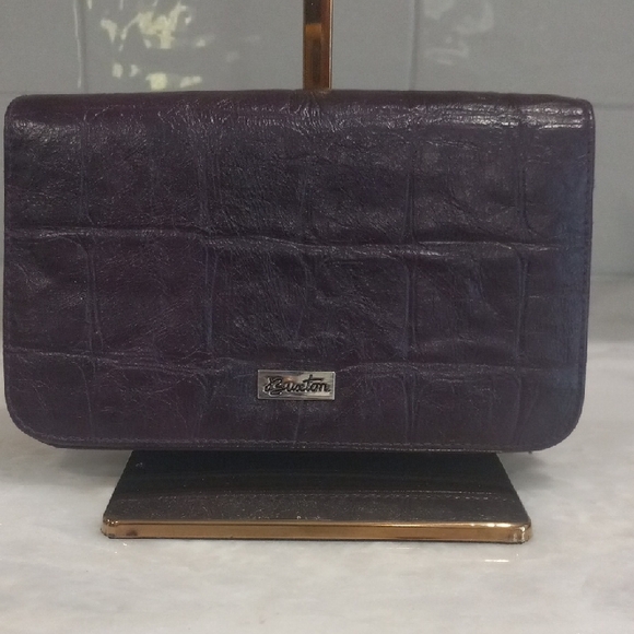 Wallet/Wristlet - Picture 1 of 15